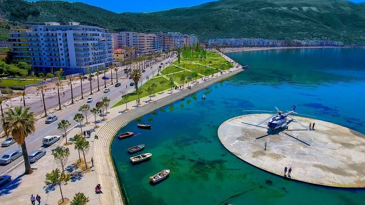 Lungomare Apartment Vlorë 0*,