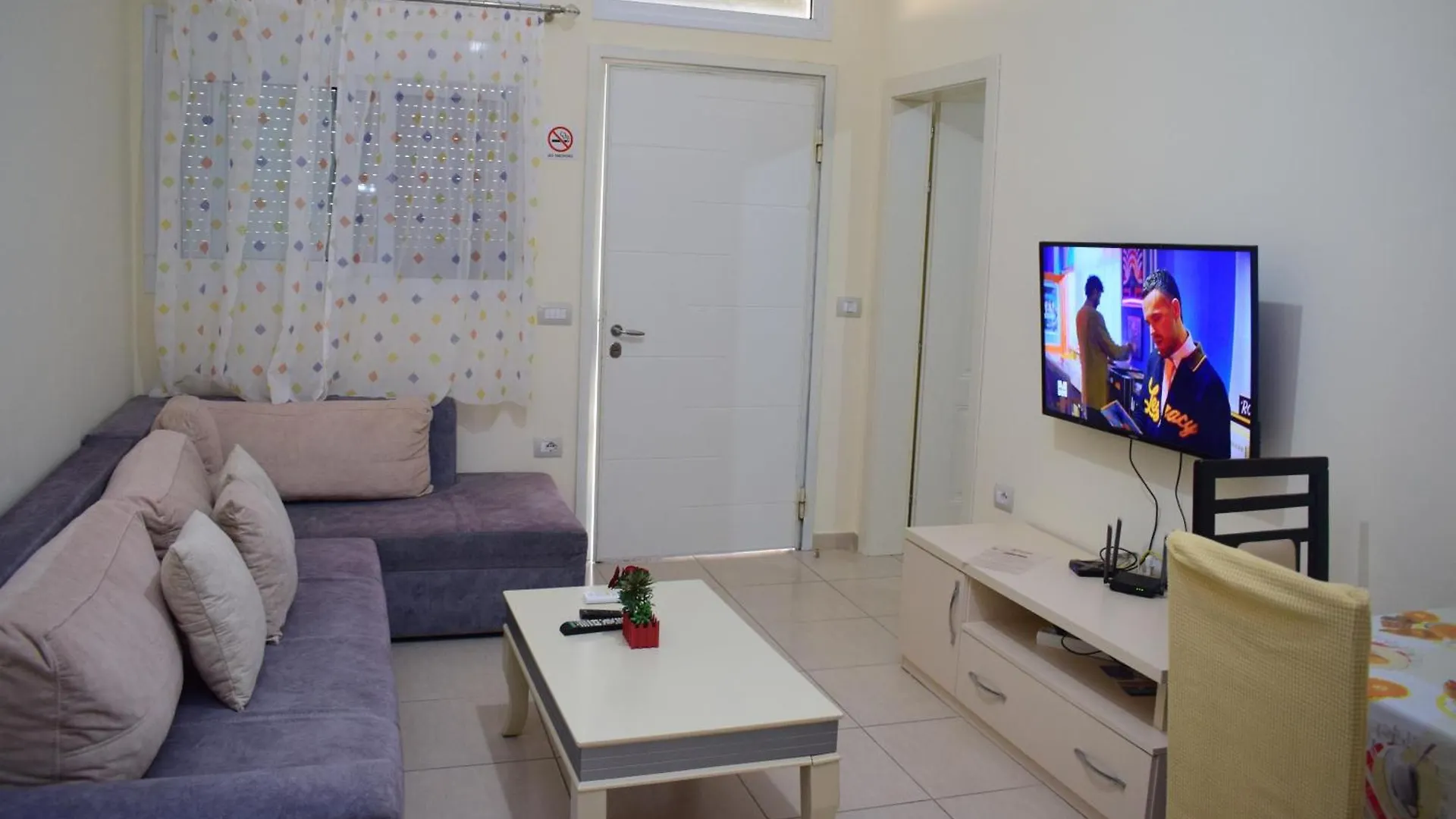 Lungomare Apartment Vlorë Αλβανία
